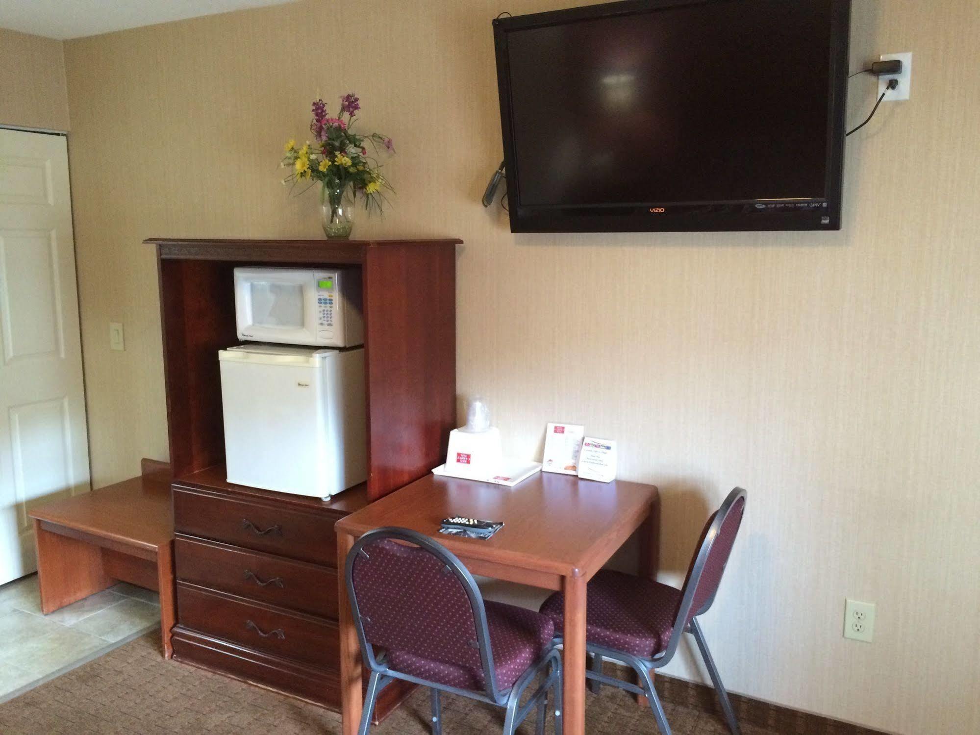 Red Carpet Inn West Springfield Ngoại thất bức ảnh
